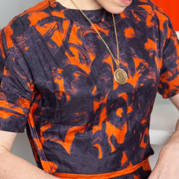 Cacharel Dress- stunning cut and pattern- size US 6 - Picture 8 of 15